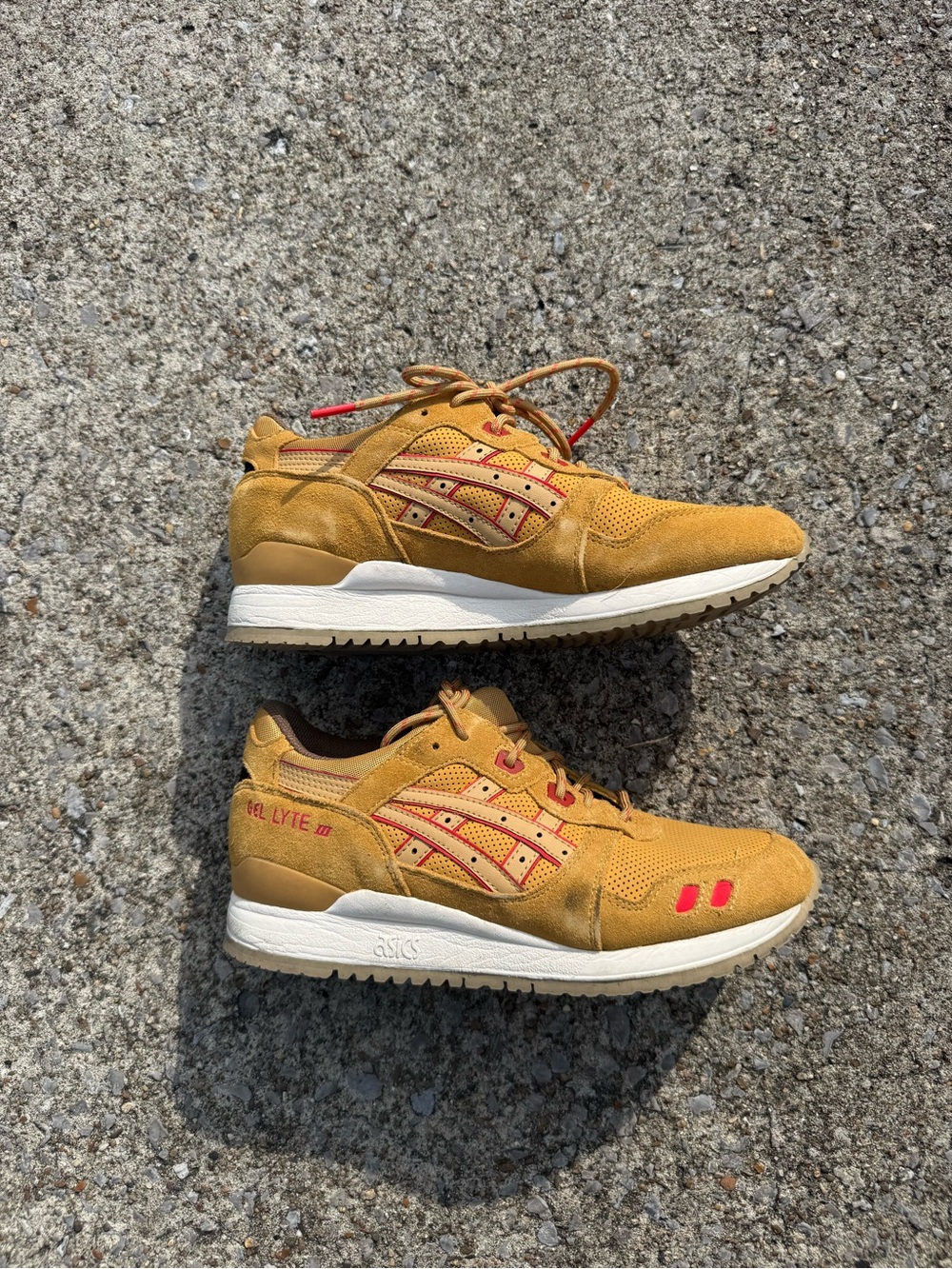 ASICS Gel Lyte Honey Mustard & Red Men Size: 7.5 Sneaker Shoes